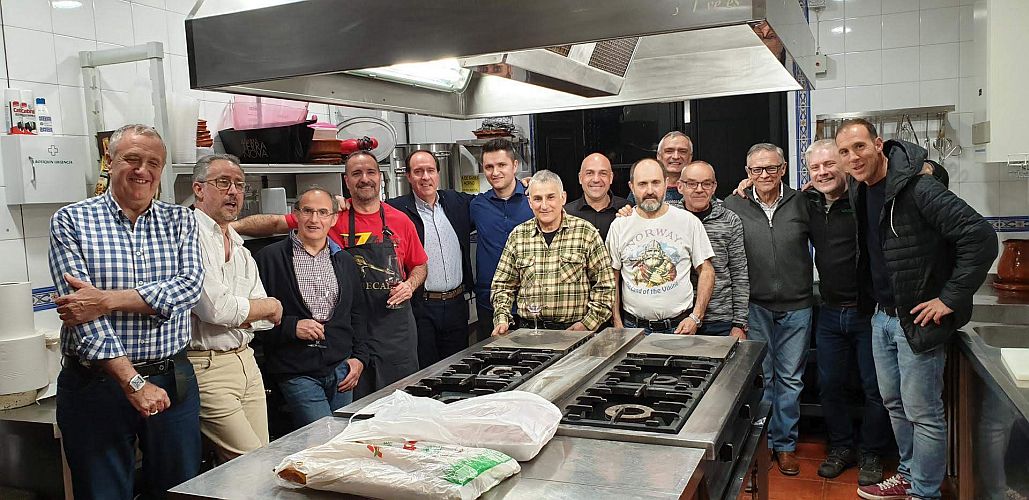 Cena Socios